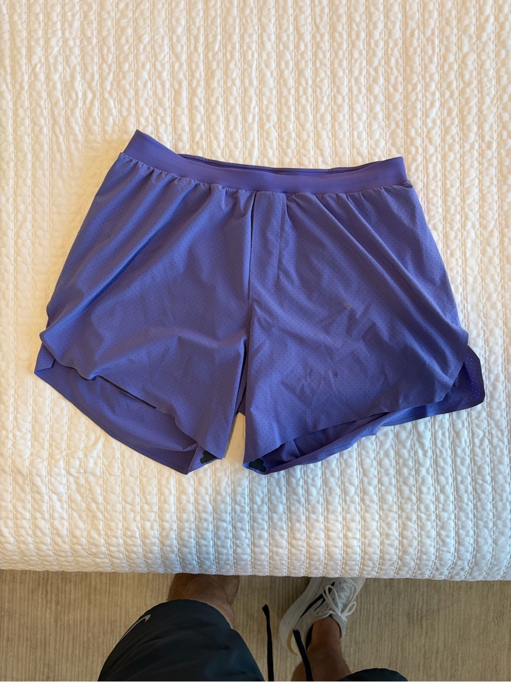 Lululemon fast and free running shorts purple with liner 6 inch medium